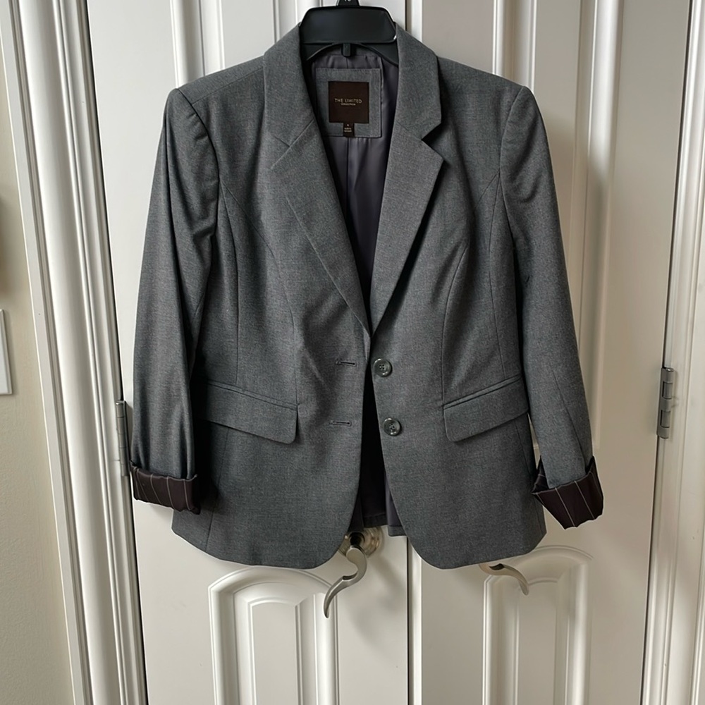 The Limited collection grey, women’s size 8 blazer